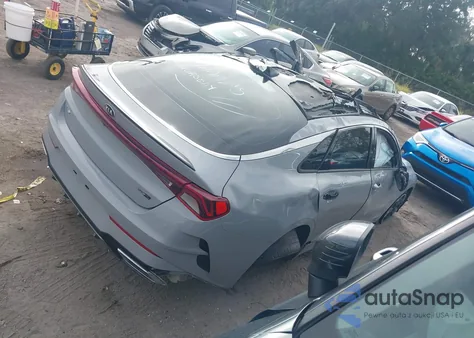 2021 Kia K5 Gt-Line z USA, uszkodzony, nr VIN 5XXG64J28MG075876